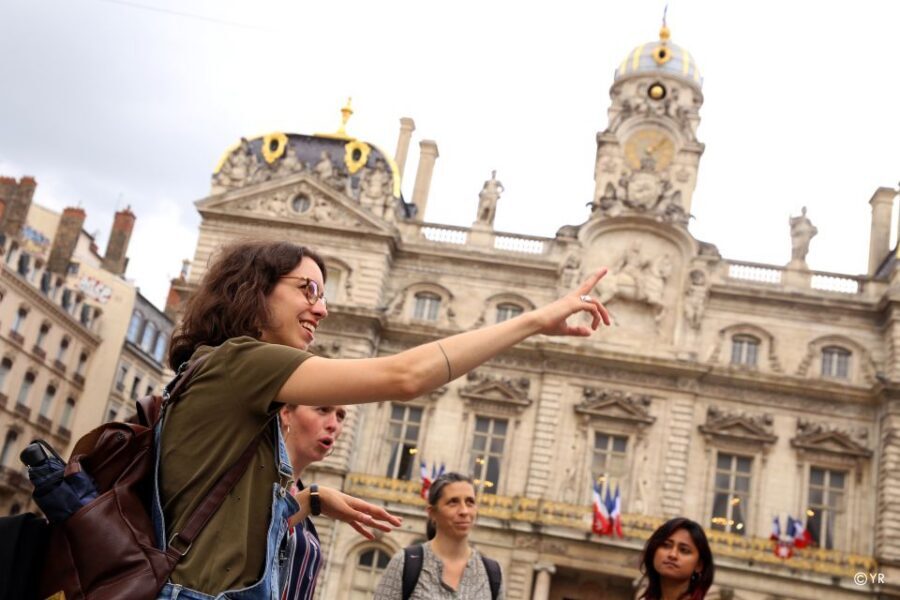 Lyon: Croix-Rousse District Vegan Food Tour with Tastings - Local makers and the cultural part you don’t get on a standard food crawl