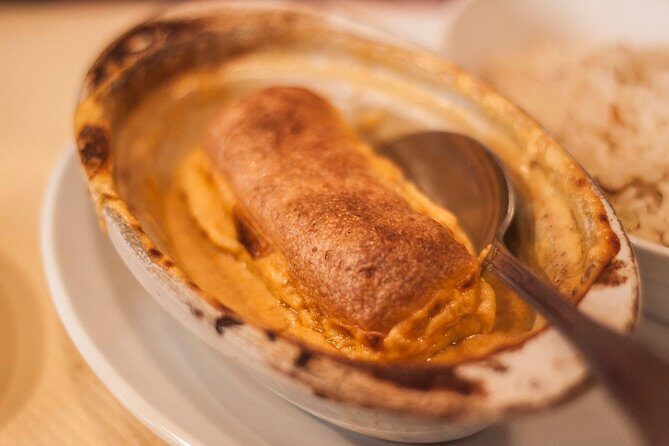 Lyon Old Town Private Food Tour with 6 French Delicacies & Wines - Rue Saint-Jean and traboules: medieval street energy without the crowds grind